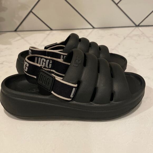 Ugg sports yeah slide black summer beach vacation comfortable size 12 Toddler - Picture 1 of 7